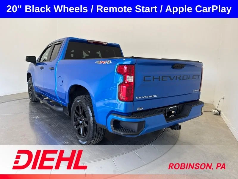 Used 2025 Blue Chevrolet Custom image 5