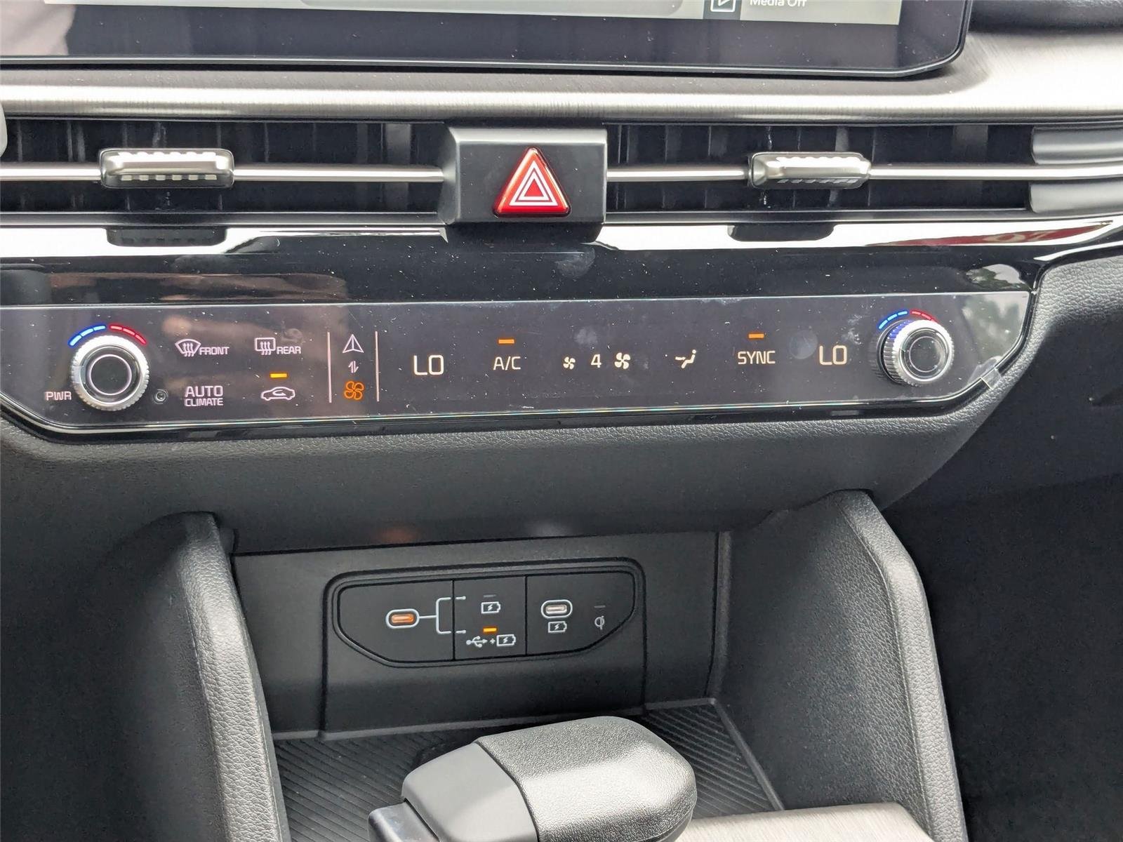 2026 Kia Sportage X-Line - Photo 25