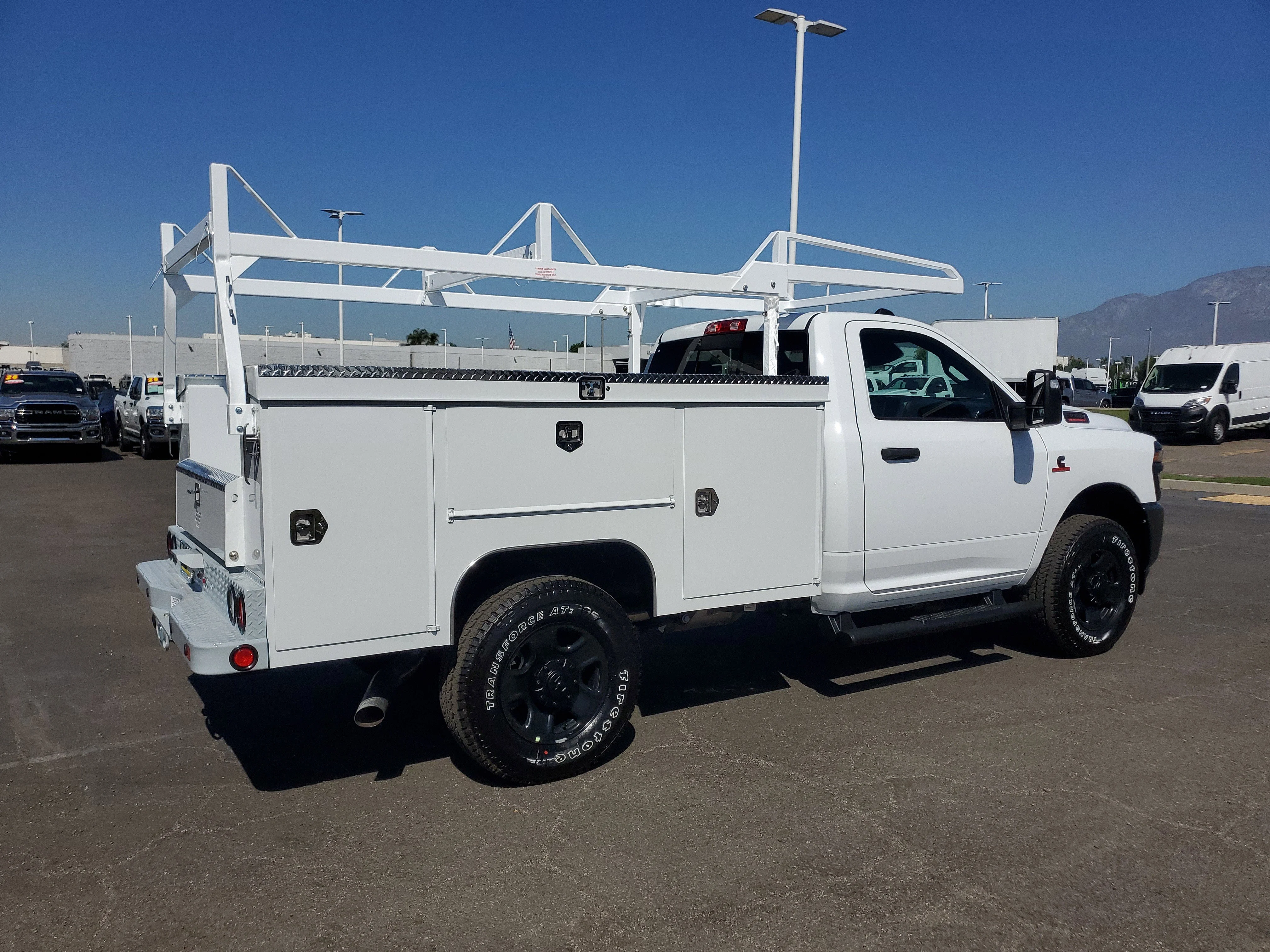 New 2026 Bright White Clear-Coat Exterior Paint RAM Tradesman image 3