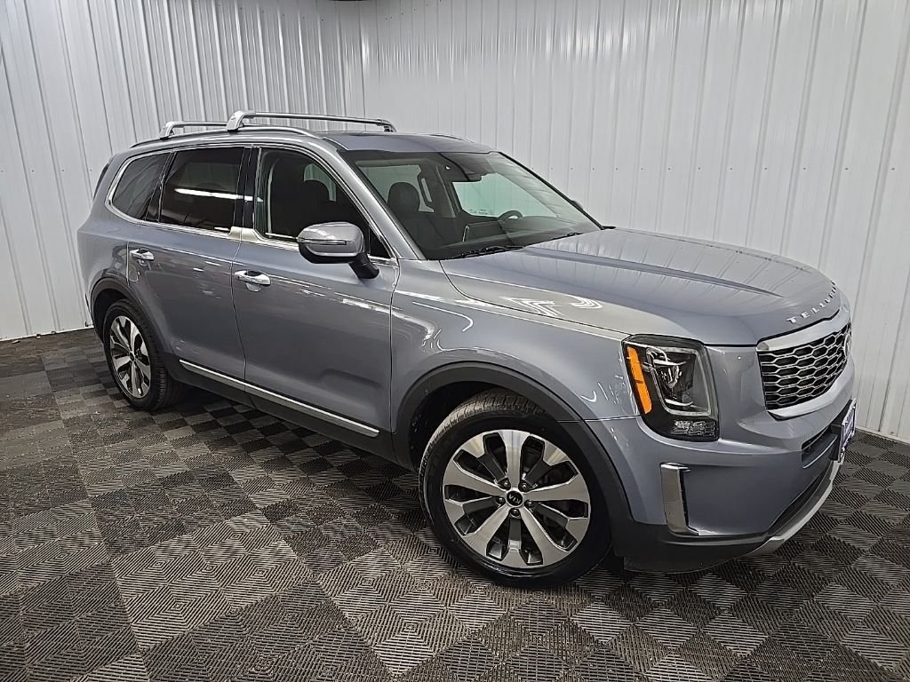 Used 2020 Silver Kia S image 7