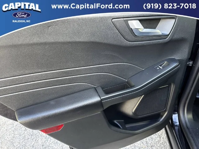 Used 2025 Black Ford ST-Line Select image 17