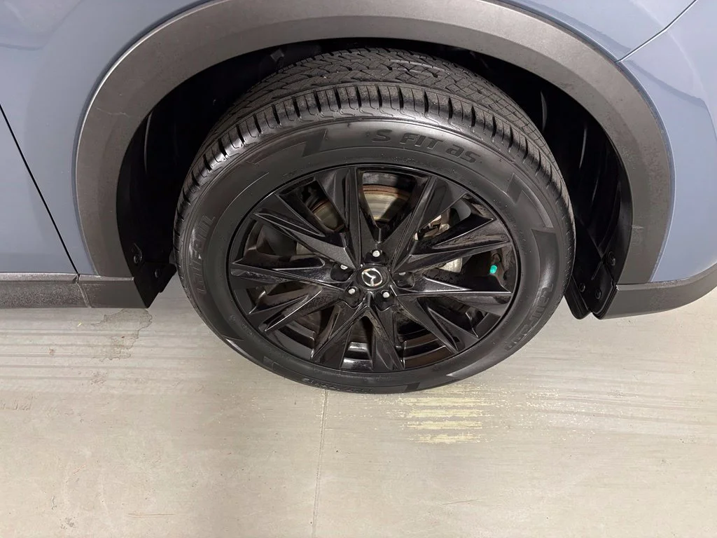 Used 2024 Gray Mazda 2.5 S Carbon Edition image 9