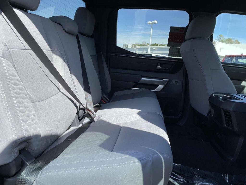 2025 Toyota Tundra SR5 - Photo 42