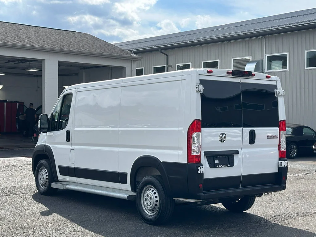Used 2025 White Ram Base image 11