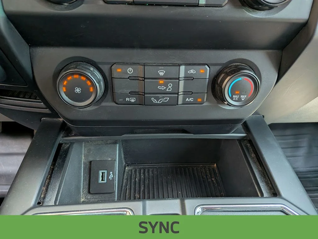 Used 2019 White Ford XL image 20