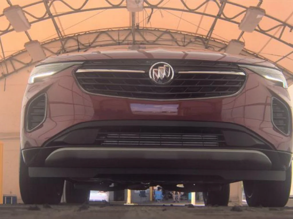 Used 2023 Cinnabar Metallic Buick Essence image 3