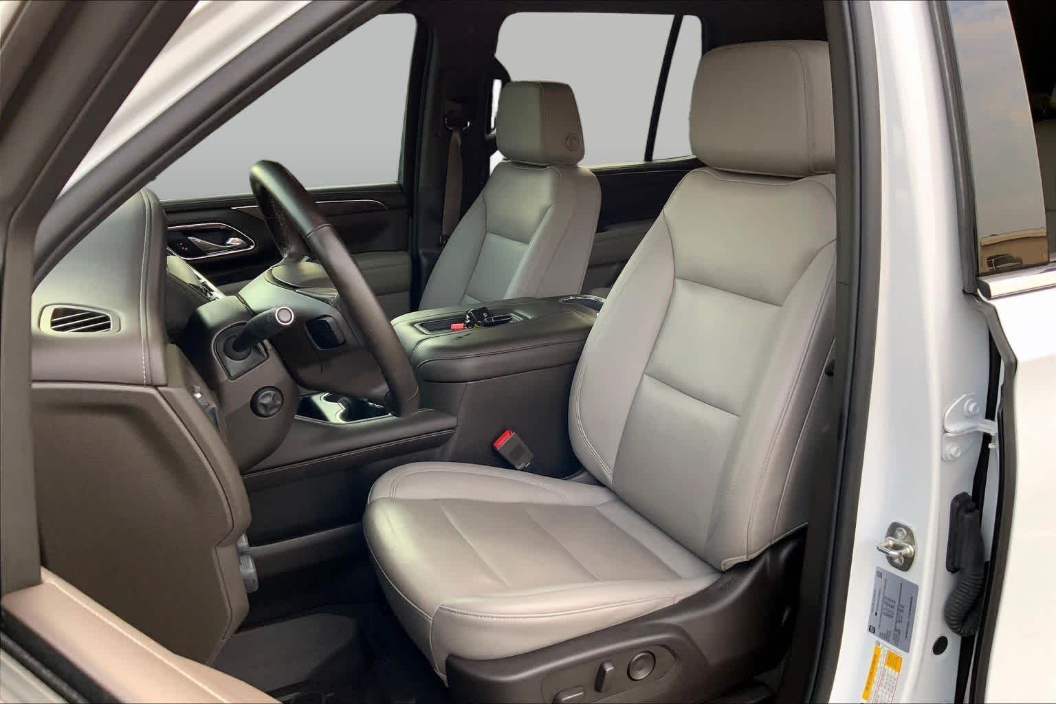 Used 2023 Summit White Chevrolet LT image 15