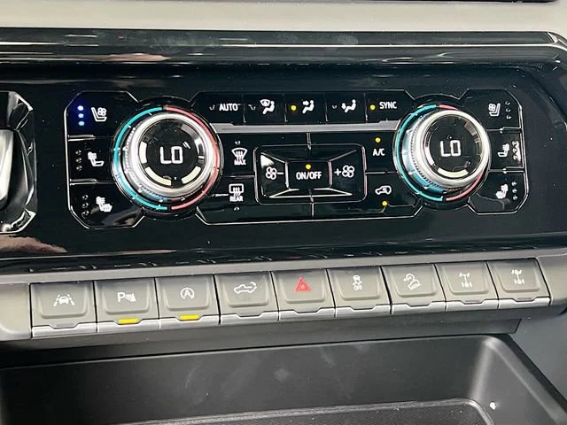 2026 GMC Sierra 1500 AT4X - Photo 11