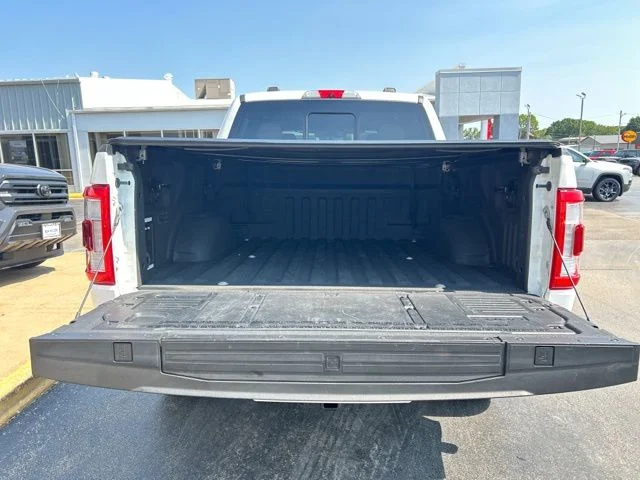 Used 2021 White Metallic Ford Lariat image 9