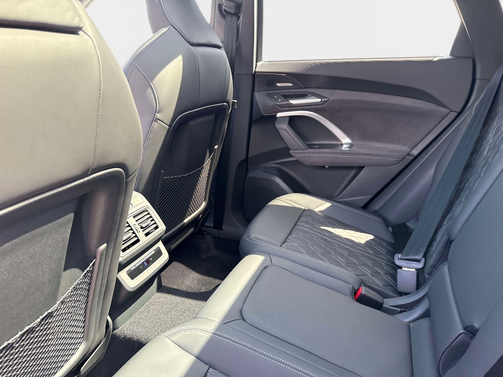New 2026 Daytona Gray Pearl Effect Audi Premium Plus image 14