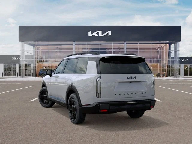 New 2027 Wolf Gray Kia X-Line SX Prestige image 4