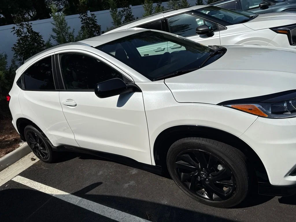 Used 2022  Honda Sport image 2