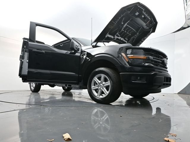 New 2026 Black Ford XLT image 34