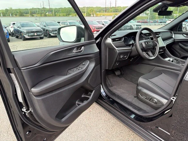 New 2026 Black Jeep Laredo image 10