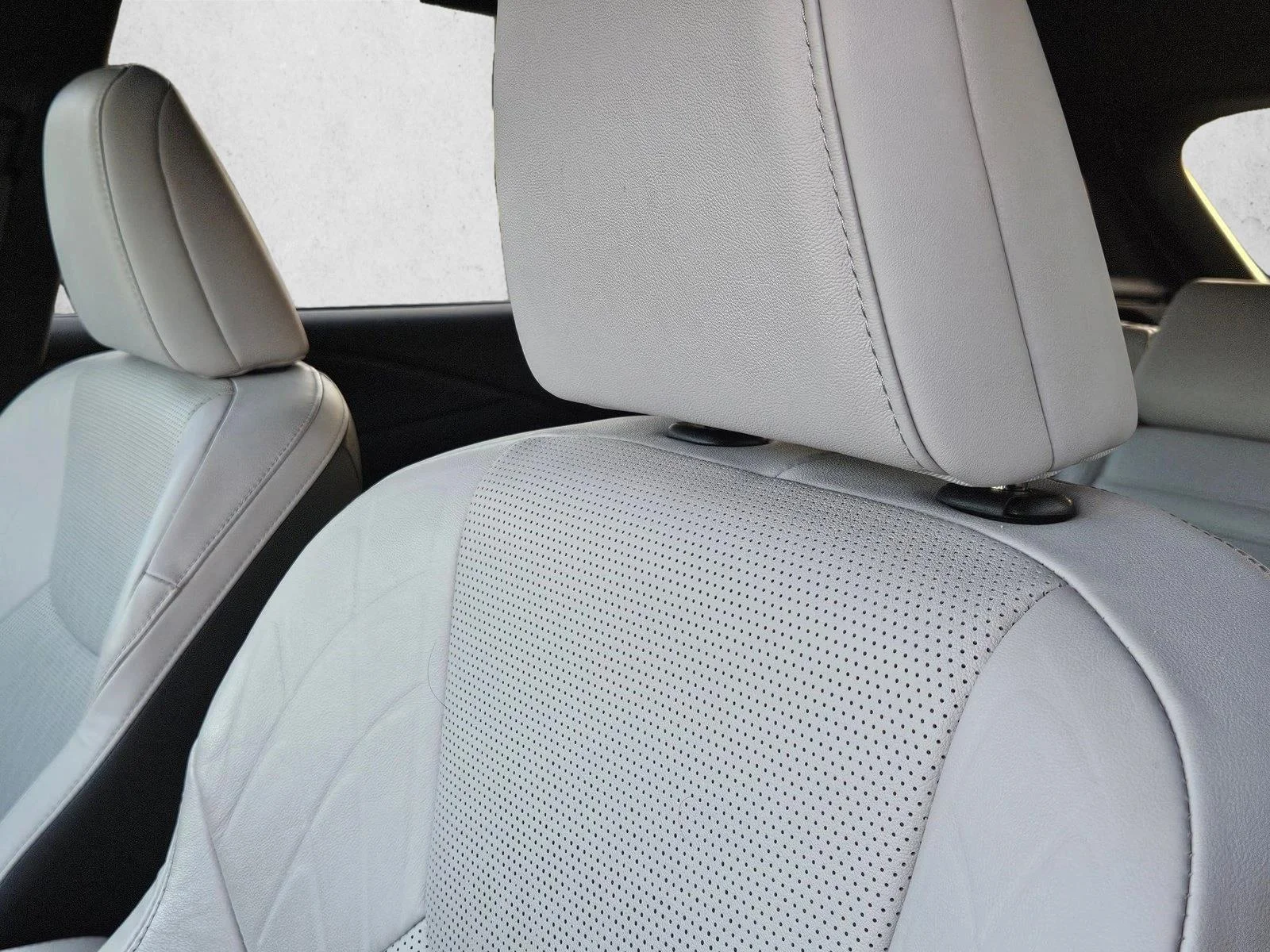 Certified Used 2024 Eminent White Pearl Lexus RX 350 Premium Plus image 12