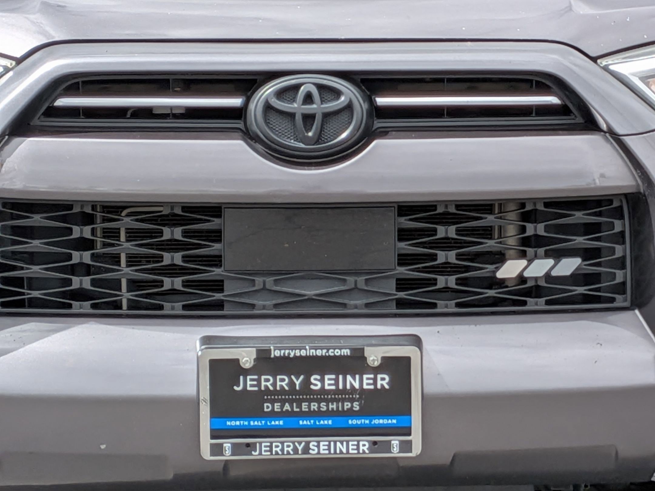 2020 Toyota 4Runner SR5 - Photo 9