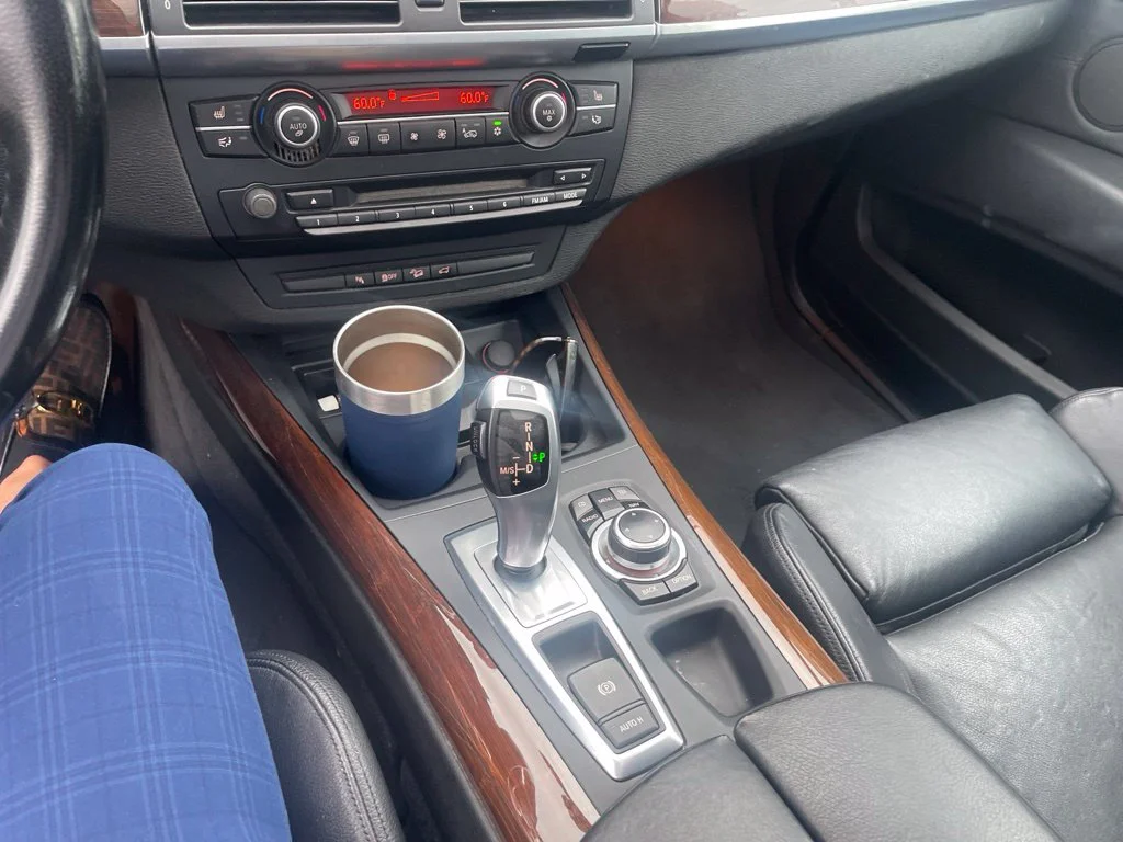 Used 2013 Black BMW xDrive50i image 11