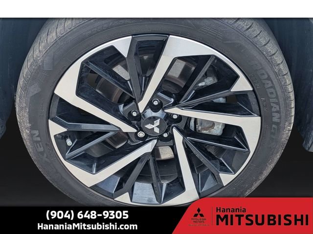 Used 2024  Mitsubishi  image 11