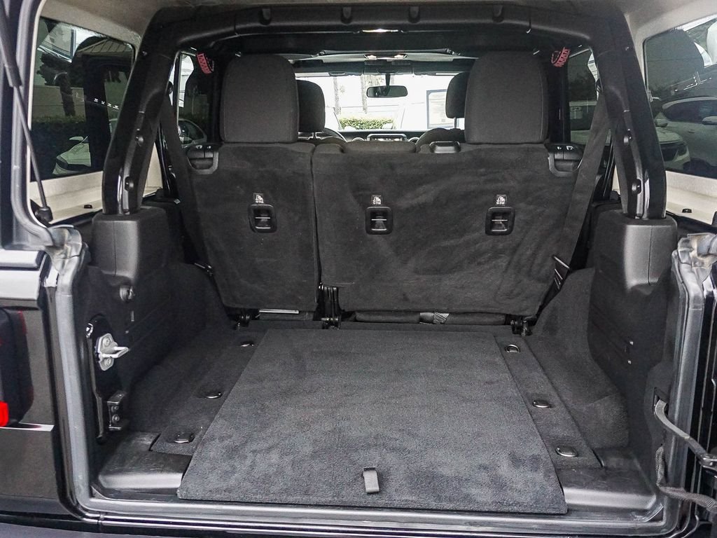 Used 2018 Black Jeep Unlimited Rubicon image 25