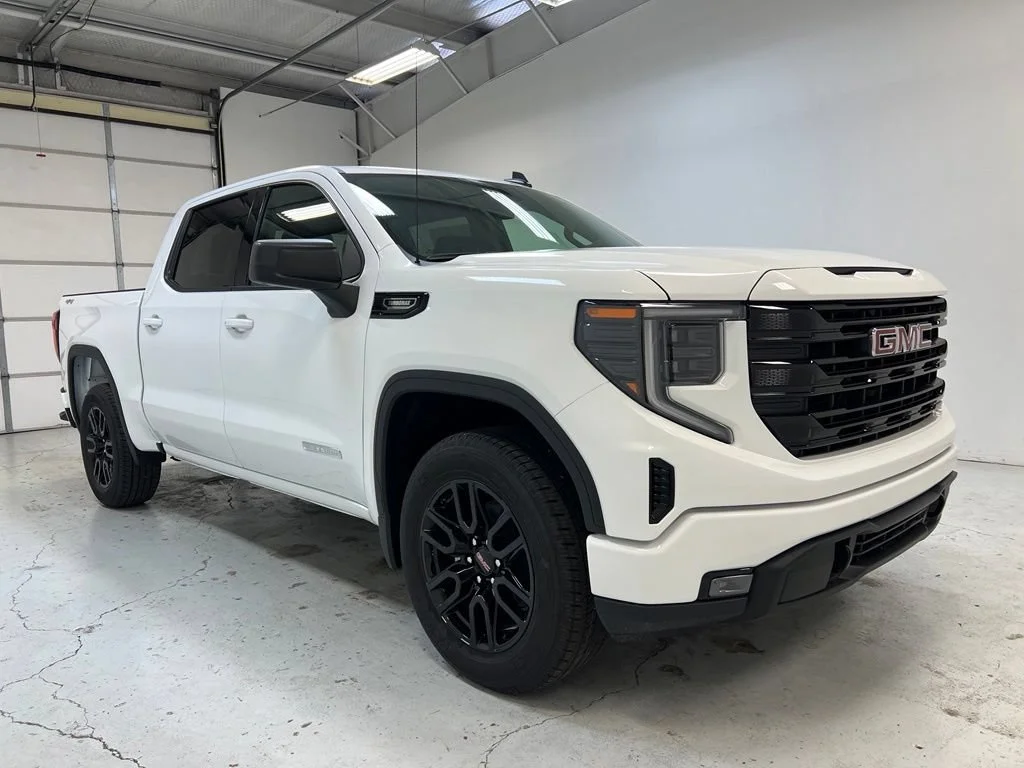 New 2026 Summit White GMC Elevation image 7