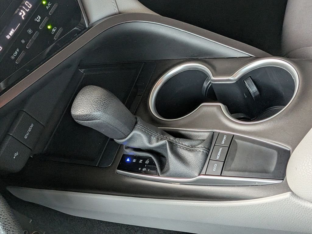Certified Used 2023 Silver Toyota LE image 20