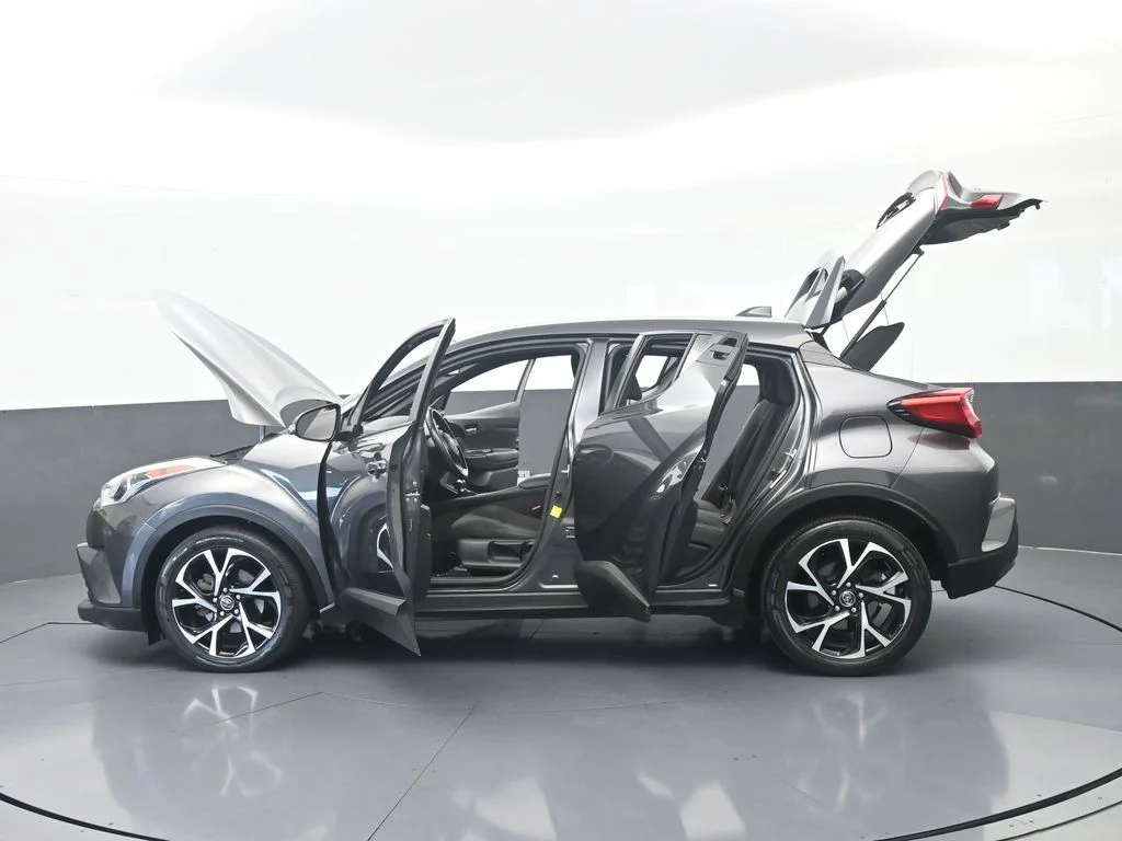 Used 2019 Magnetic Gray Metallic Toyota XLE image 64