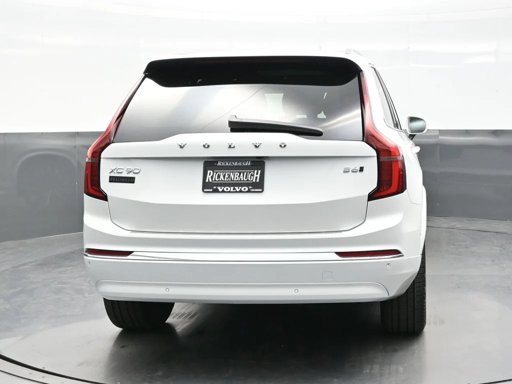 New 2026 Crystal White Volvo Plus image 6