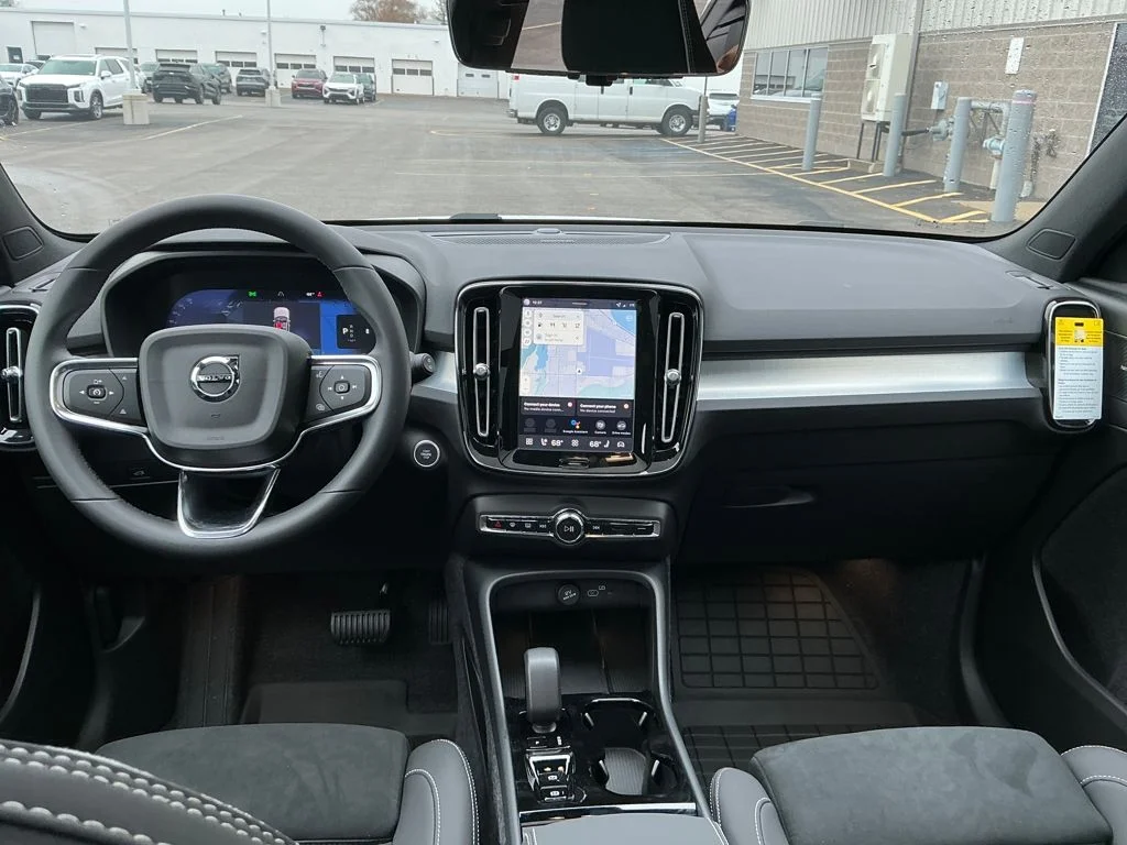 New 2026 Crystal White Volvo Ultra image 14