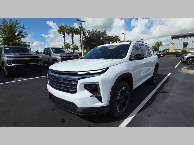 2027 Chevrolet Traverse LT - Photo 26