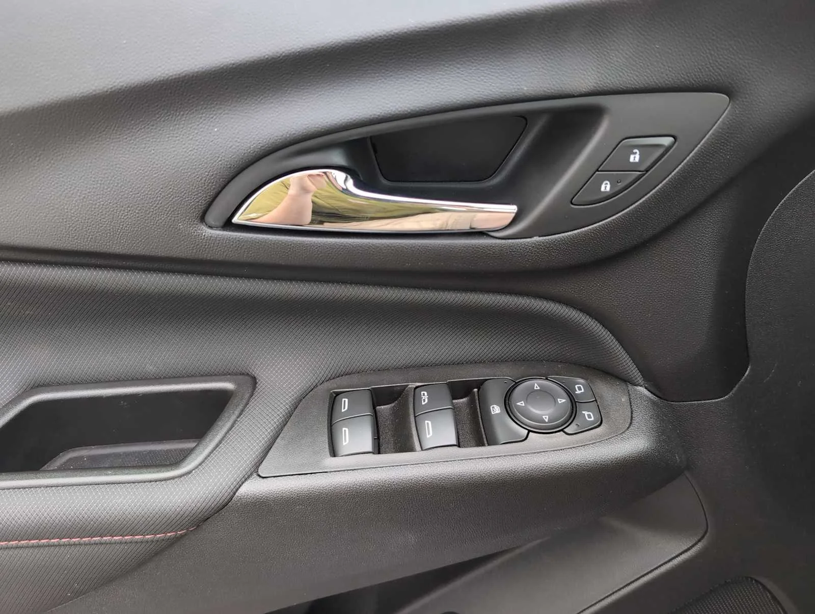 2022 Chevrolet Equinox RS - Photo 22