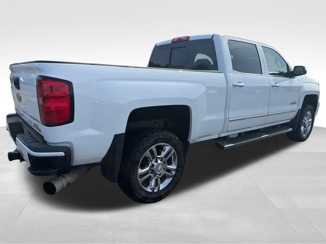Used 2015 SUMMIT WHITE Chevrolet High Country image 7