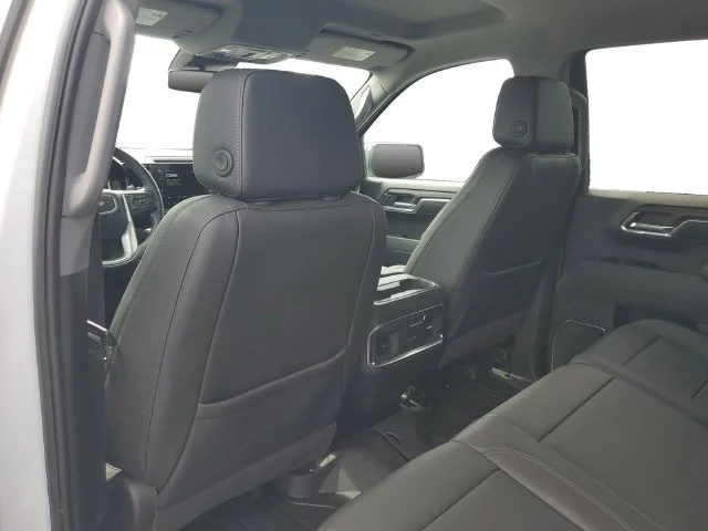 Used 2025 Summit White GMC SLT image 28