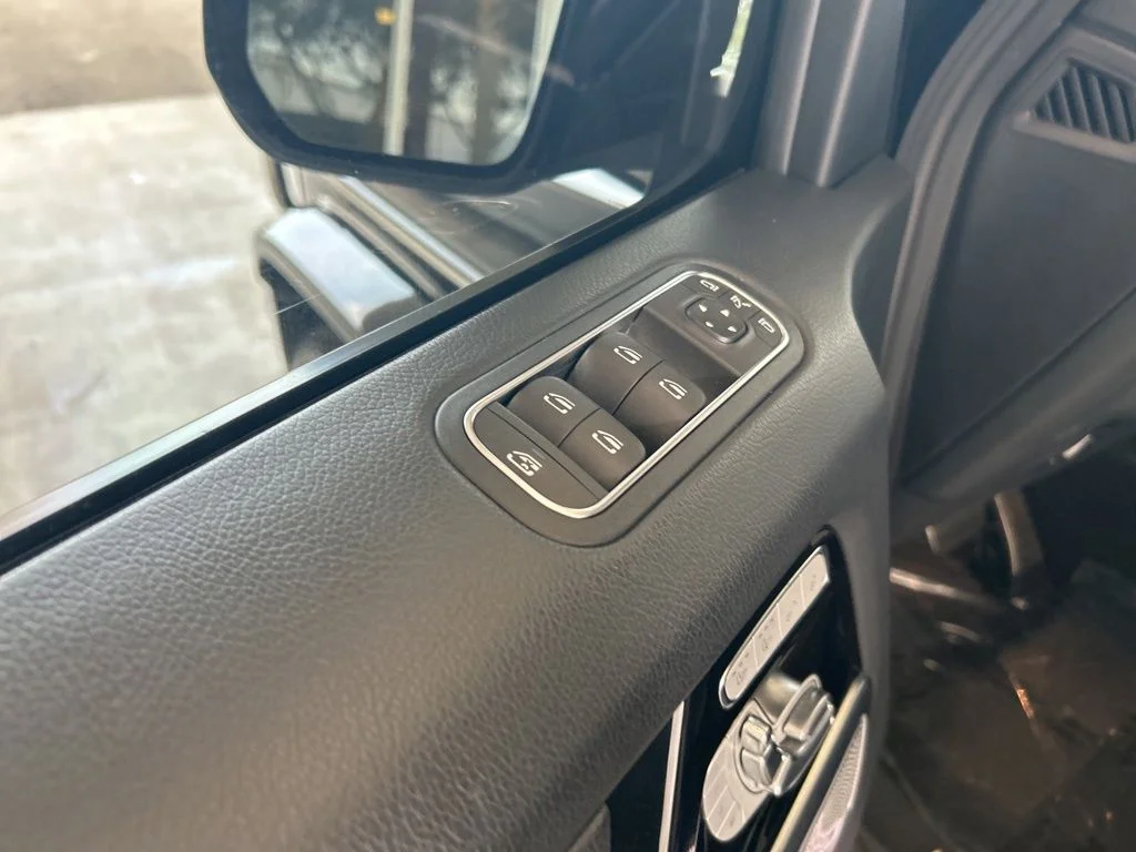 Used 2021 Black Mercedes-Benz G 550 image 48