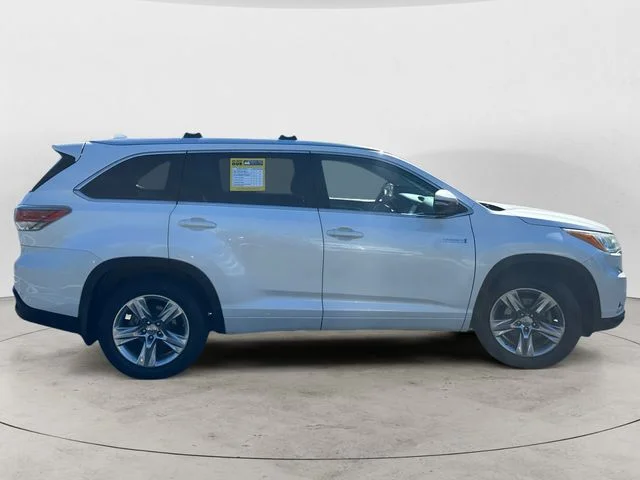 Used 2015 White Toyota Limited Platinum image 4
