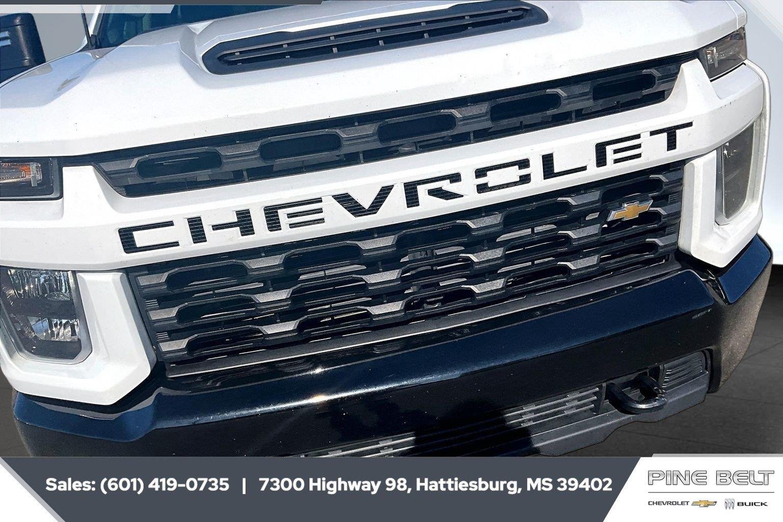 Used 2021 SUMMIT WHITE Chevrolet Custom image 22