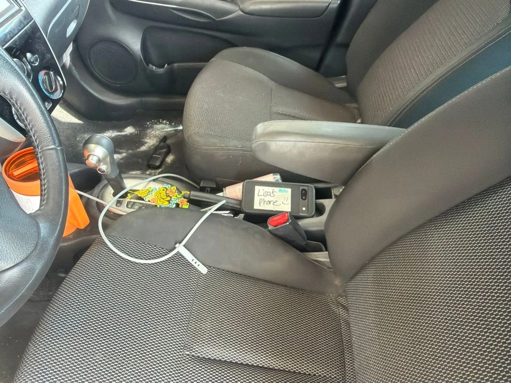 Used 2019 Black Nissan 1.6 SV image 12