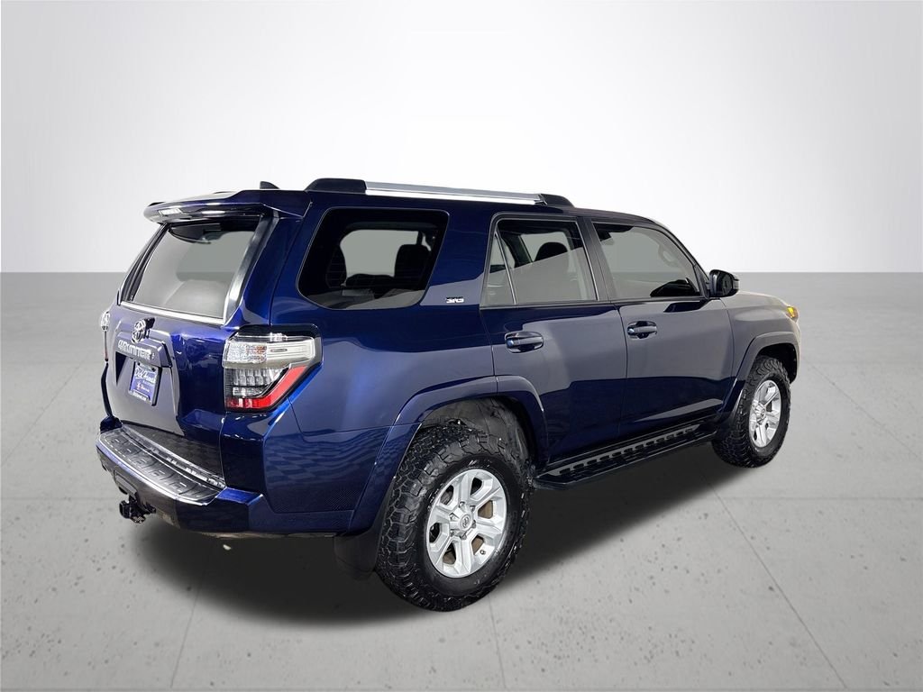 Used 2021 Nautical Blue Metallic Toyota SR5 image 6