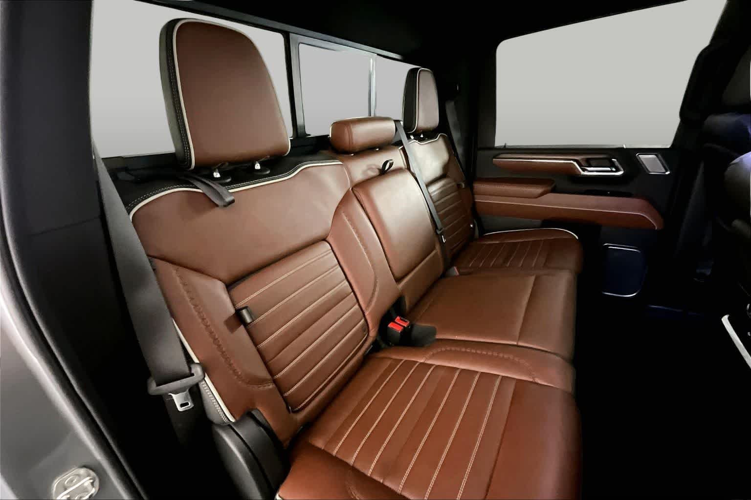 Used 2024 Sterling Metallic GMC Denali Ultimate image 19