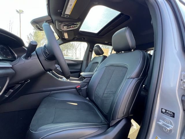 2025 Jeep Grand Cherokee Altitude - Photo 11