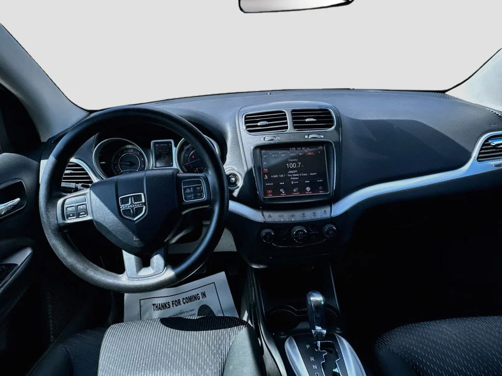 Used 2011 Black Dodge Mainstreet image 23