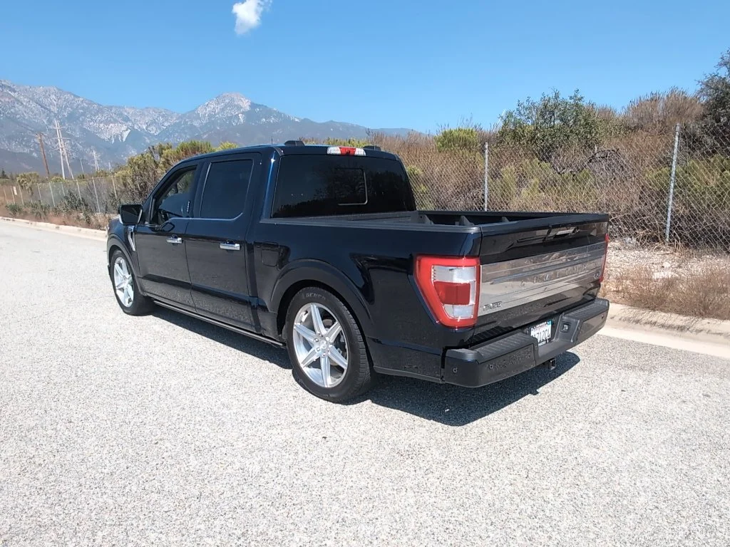 Used 2022 Blue Metallic Ford Limited image 4