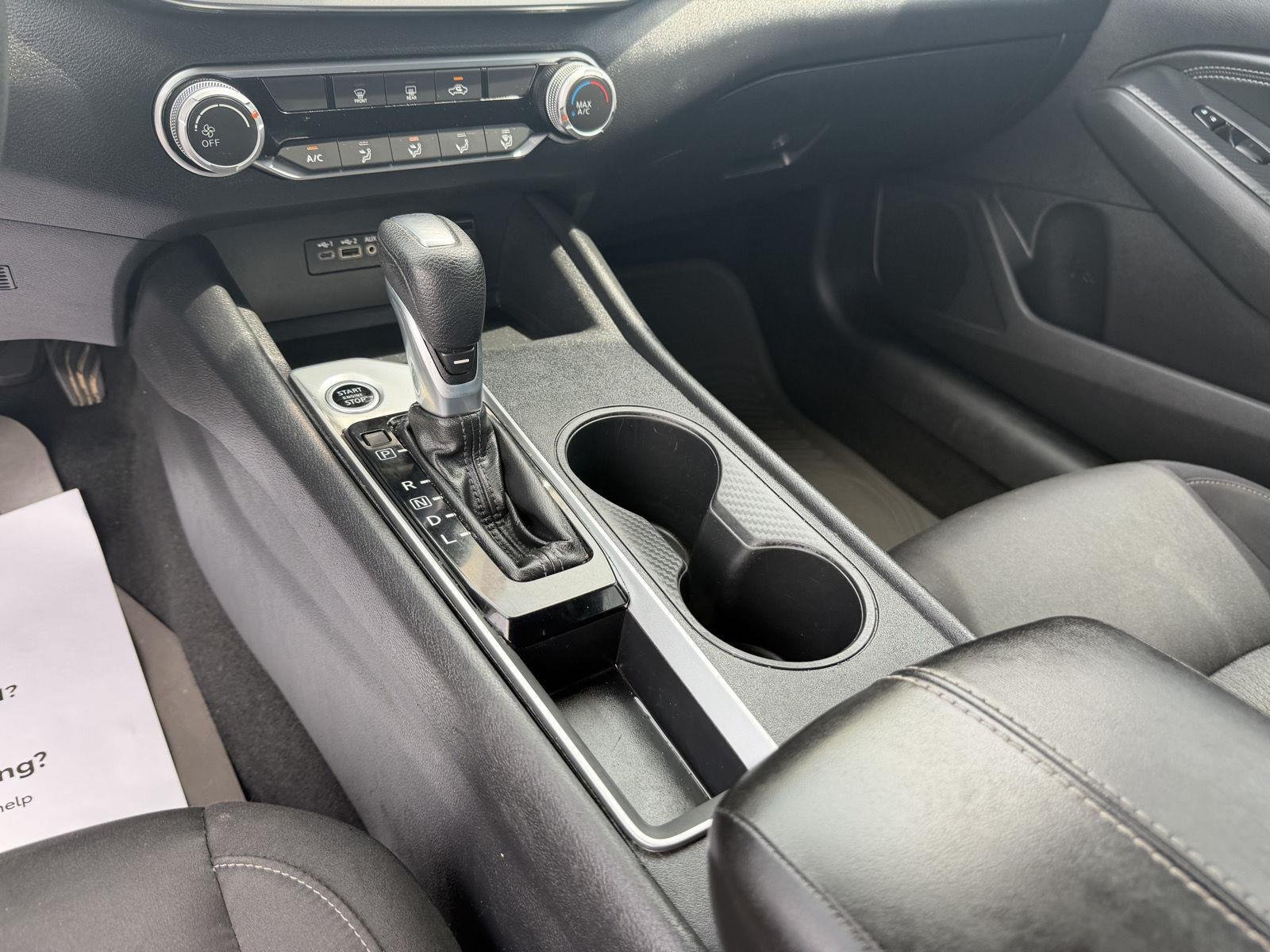 Used 2020 Glacier White Nissan 2.5 S image 18