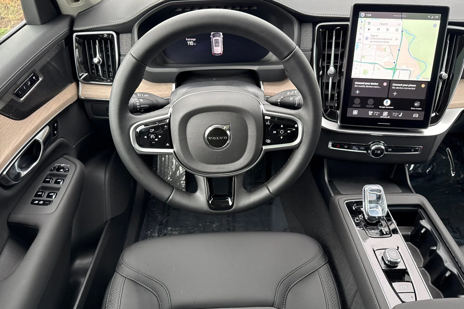 New 2026 Aurora Silver Volvo Plus image 13