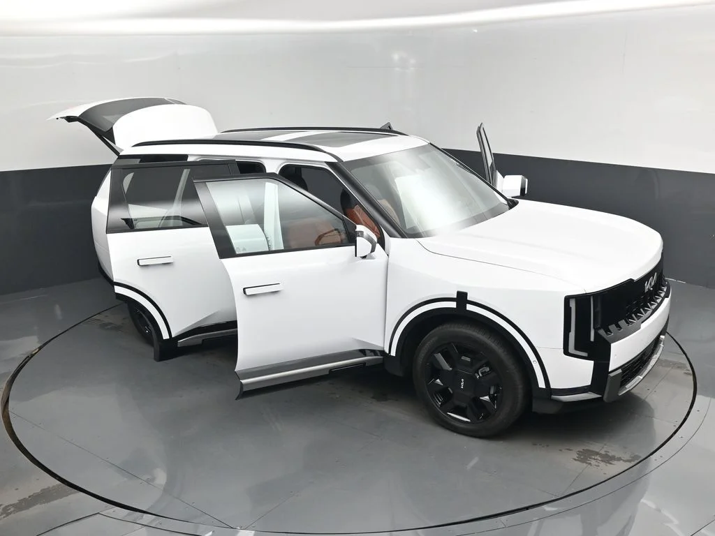Certified Used 2027 White Kia SX image 19
