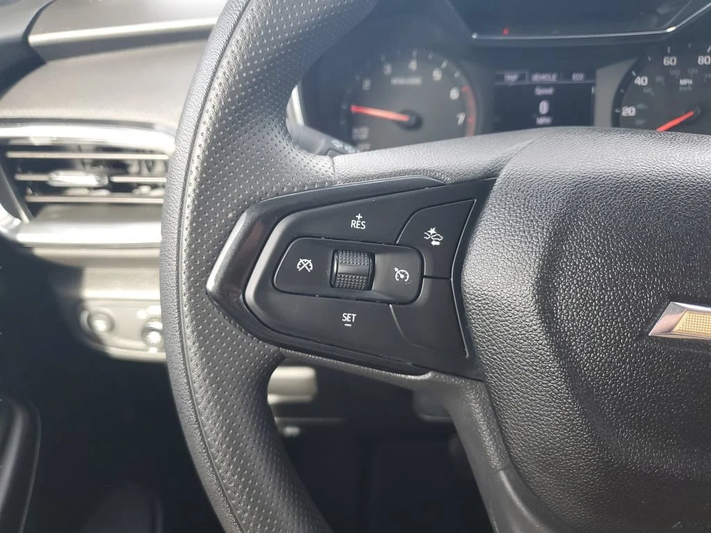 Used 2023 Mosaic Black Metallic Chevrolet LT image 19