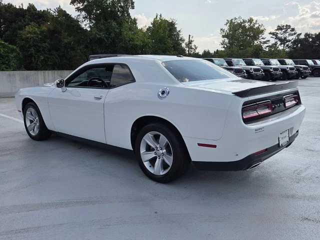 Used 2023 White Dodge SXT image 6