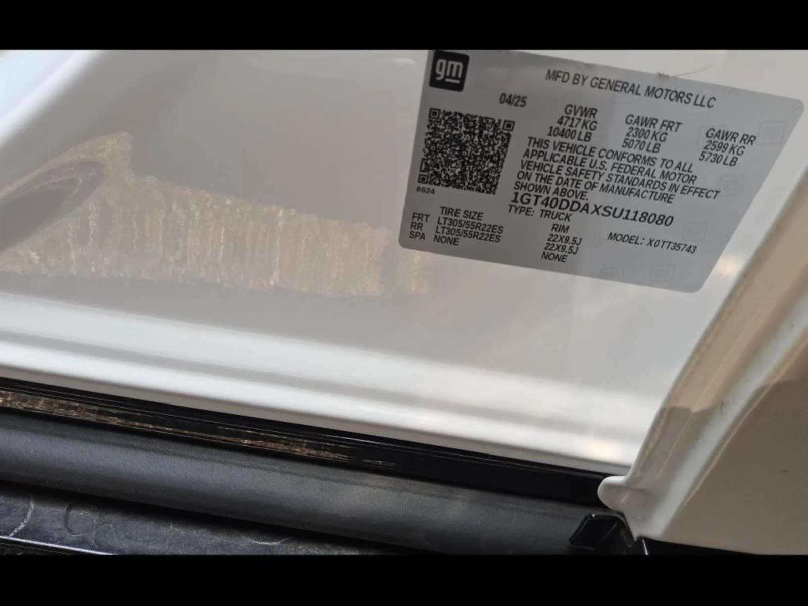 Used 2025 Interstellar White GMC 3X image 12