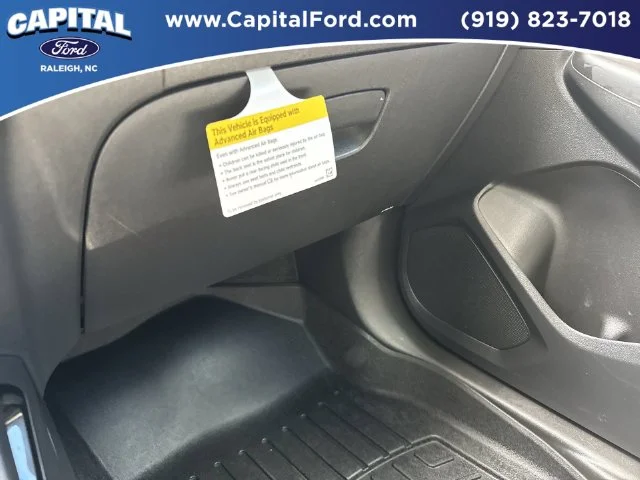 Used 2025 Gray Chevrolet LT image 27