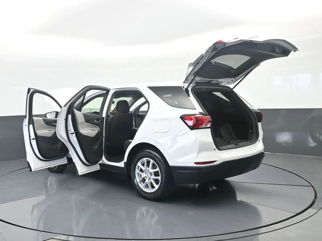 Used 2023 Summit White Chevrolet LS image 75