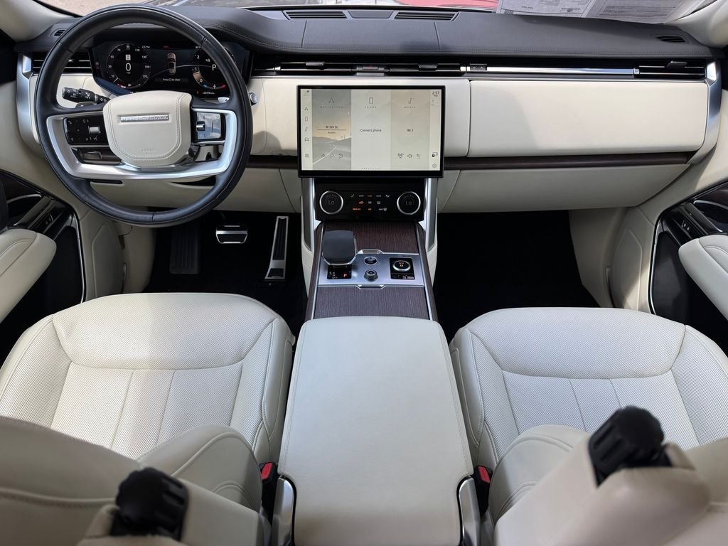 Certified Used 2023 Gray Land Rover SE image 21